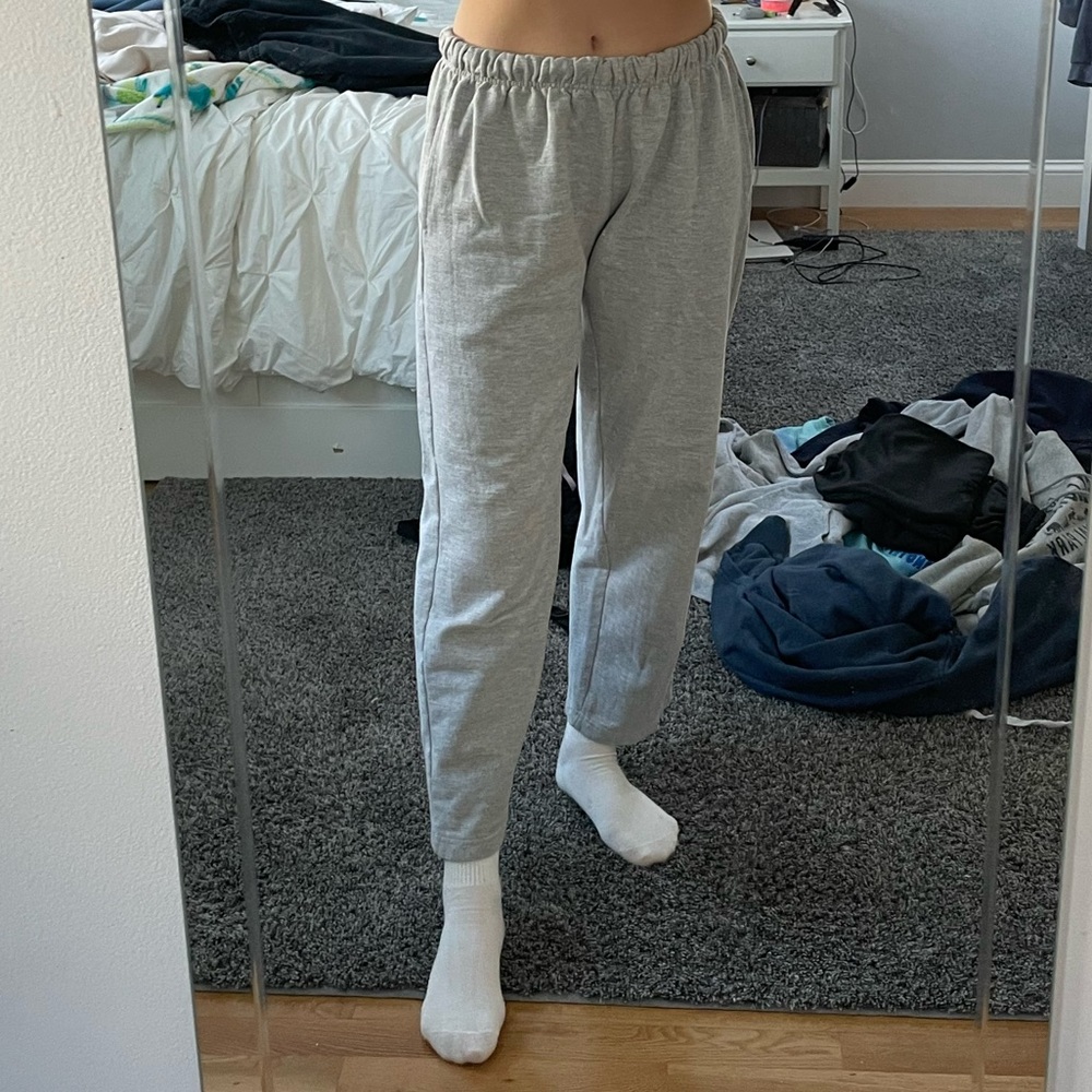 Gray wide leg sweatpants Size M